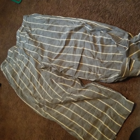 Universal Thread High Rise Wide Leg Crop - Picture 6 of 7